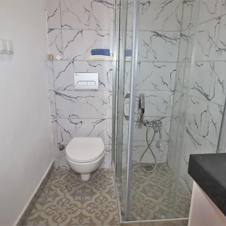 Feine Mitten Im Zentrum * Kusadasi