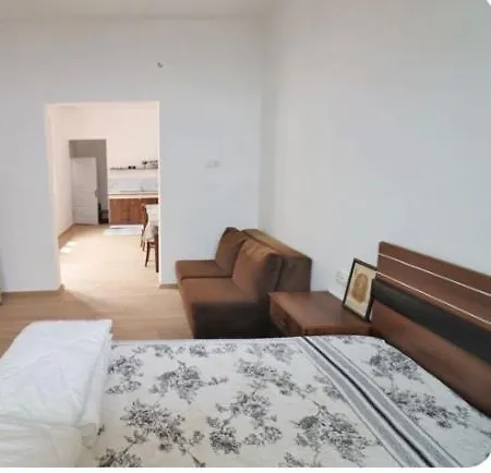 Feine Mitten Im Zentrum Kusadasi